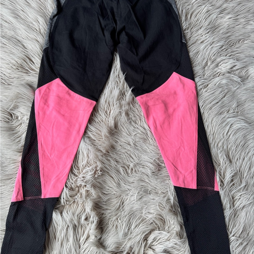 PINK Victoria's Secret Black and Pink Waistband Leggings